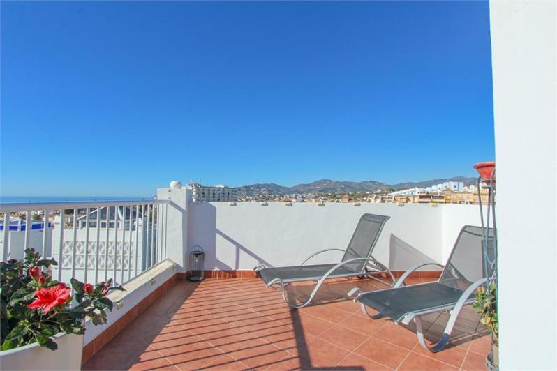 Amazing 3 Bedroom Townhouse In Nerja Eksteriør bilde