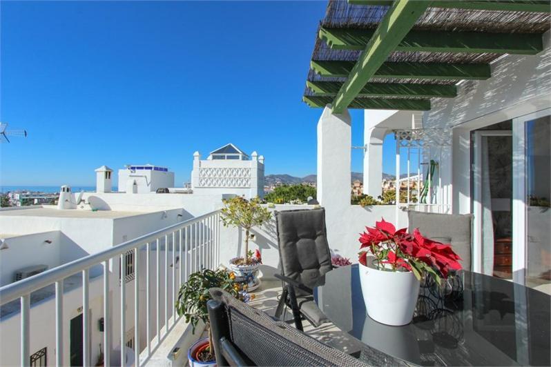 Amazing 3 Bedroom Townhouse In Nerja Eksteriør bilde