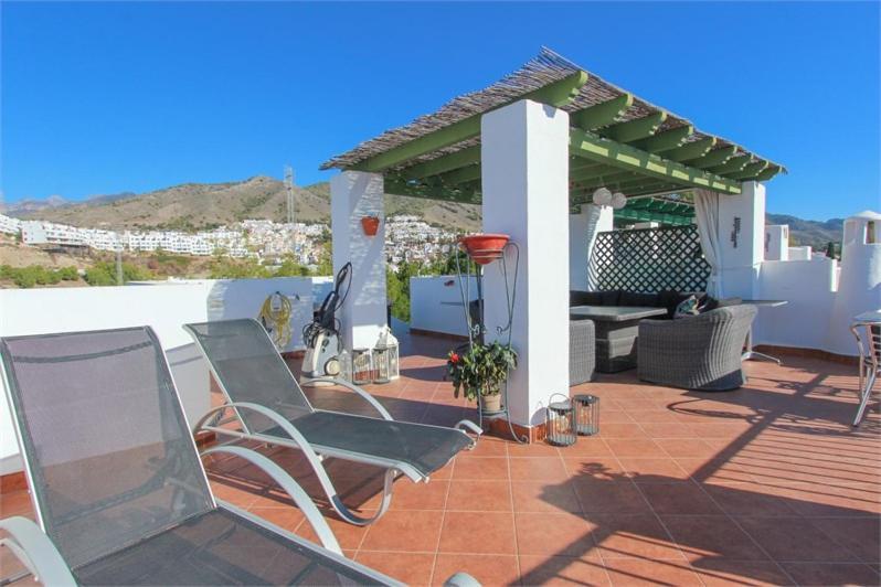 Amazing 3 Bedroom Townhouse In Nerja Eksteriør bilde