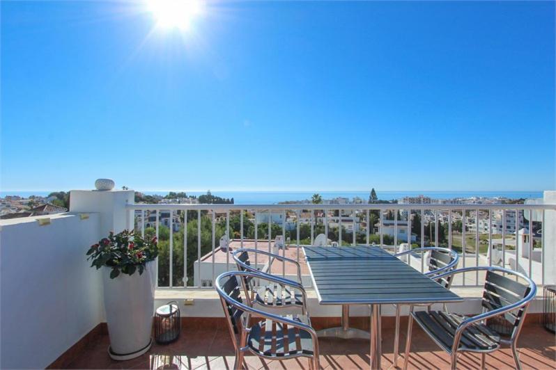 Amazing 3 Bedroom Townhouse In Nerja Eksteriør bilde