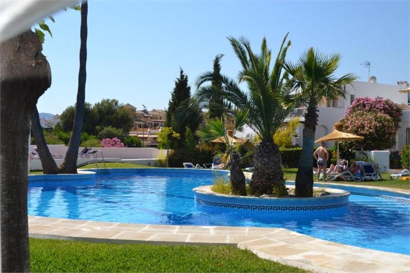 Amazing 3 Bedroom Townhouse In Nerja Eksteriør bilde