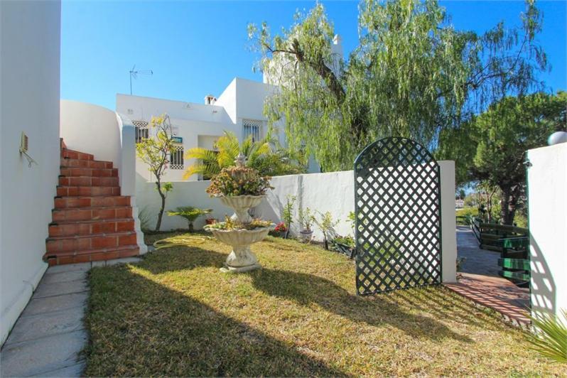 Amazing 3 Bedroom Townhouse In Nerja Eksteriør bilde