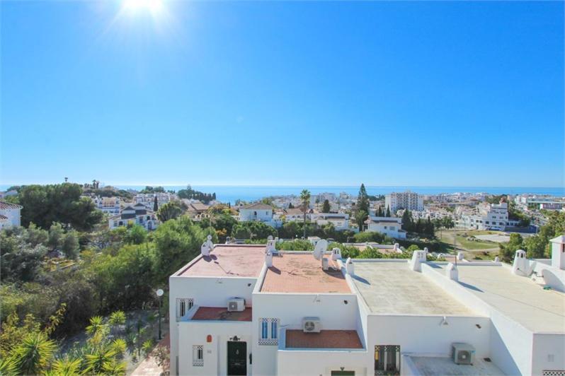 Amazing 3 Bedroom Townhouse In Nerja Eksteriør bilde